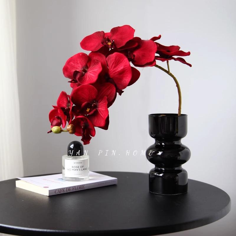 Chinese Style Double Happiness Wedding Vase with Red Phalaenopsis Artificial Flowers for Living Room or Bedroom Décor