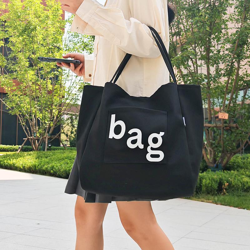 Large capacity canvas women's bag  versatile shoulder tote  ultra lightweight  high quality  best-seller  autumn fashion