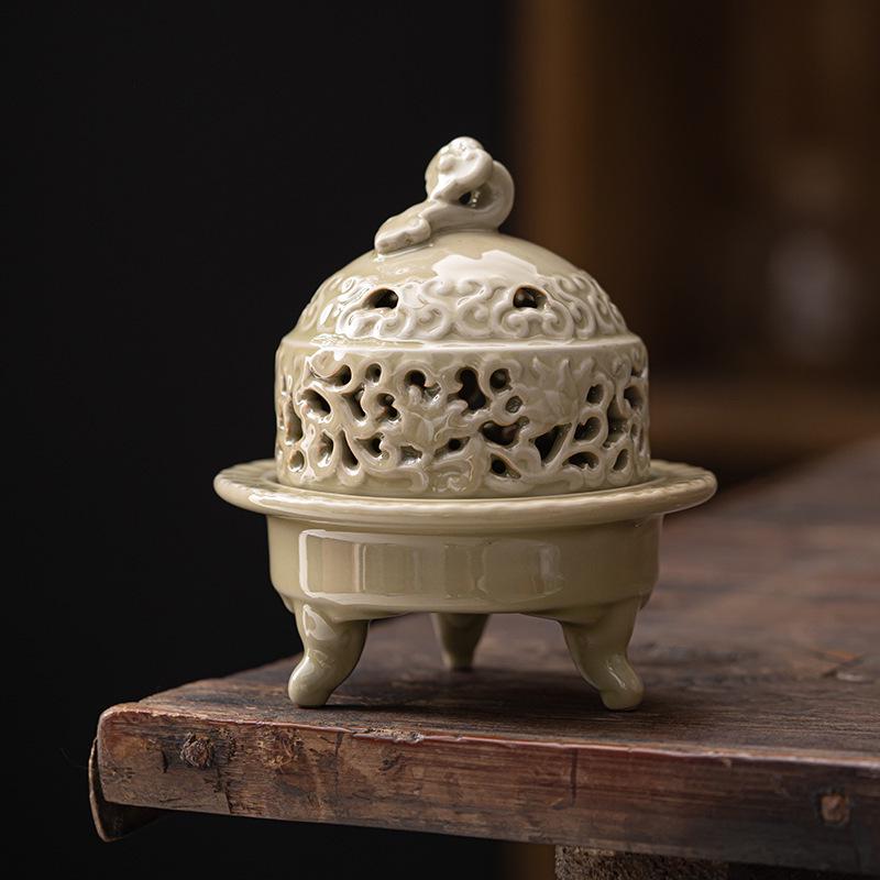 Blue Porcelain Suanni Beast Coil Incense Burner with Lid