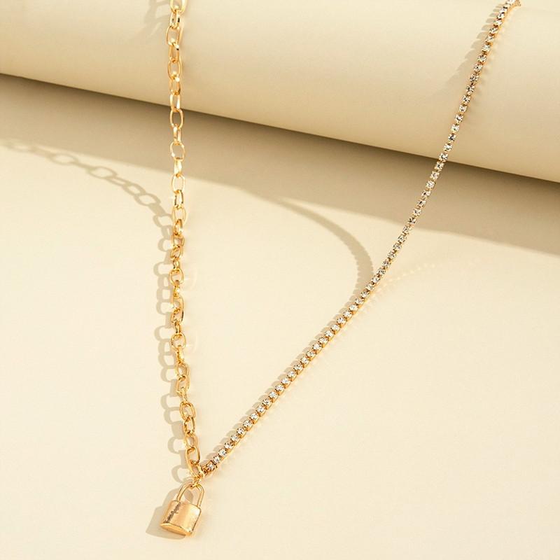 Europe, America, Fashion Trend Irregular Chain Diamond Accessories Women, Simple Claw Chain Lock Pendant Necklace