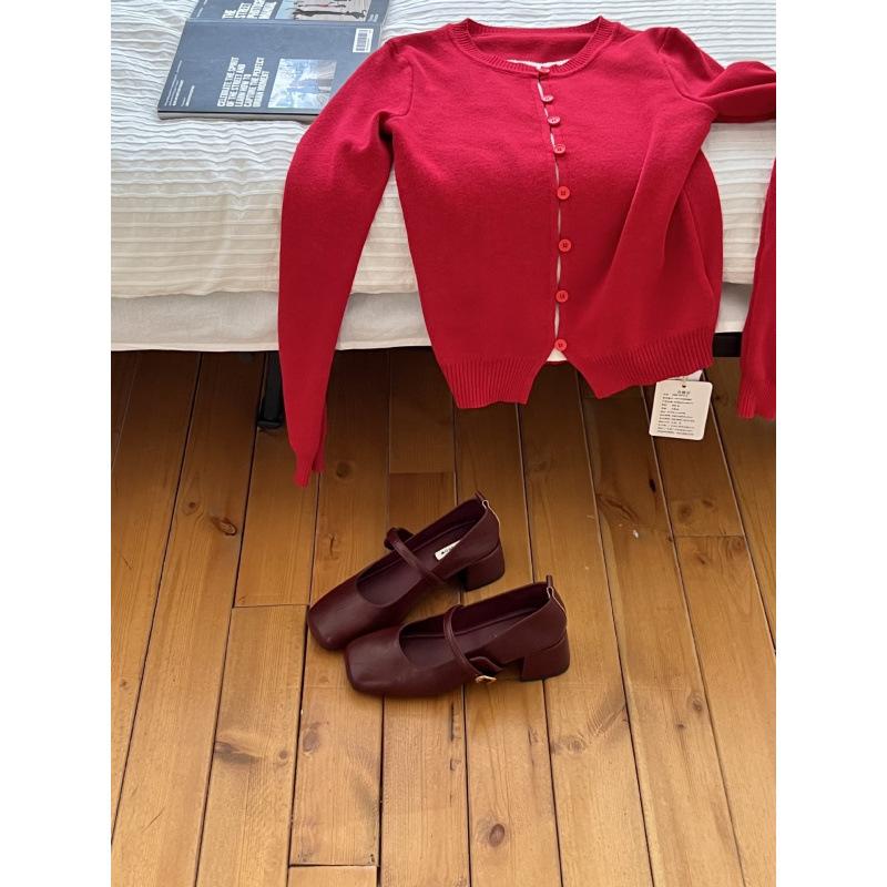 

French retro square head shallow mouth single shoes women s middle heel 2025 spring and autumn evening temperament thick heel Mary Jane shoes 39 красный