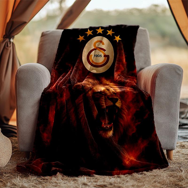 Galatasaray Flannel Blanket Soft Warm All-Season Throw, Design for Camping, Car Travel, Hiking Sofa, Bed, Office Perfect Gift for Parties