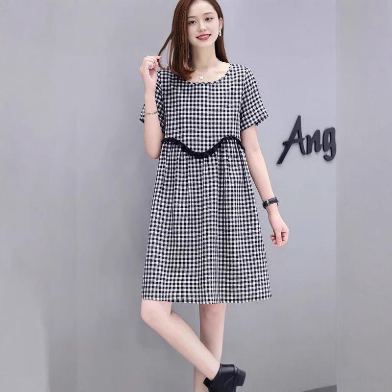 

Лето 2025 Клетчатое Свободное Сборка на талии Большой размер Корейское платье L