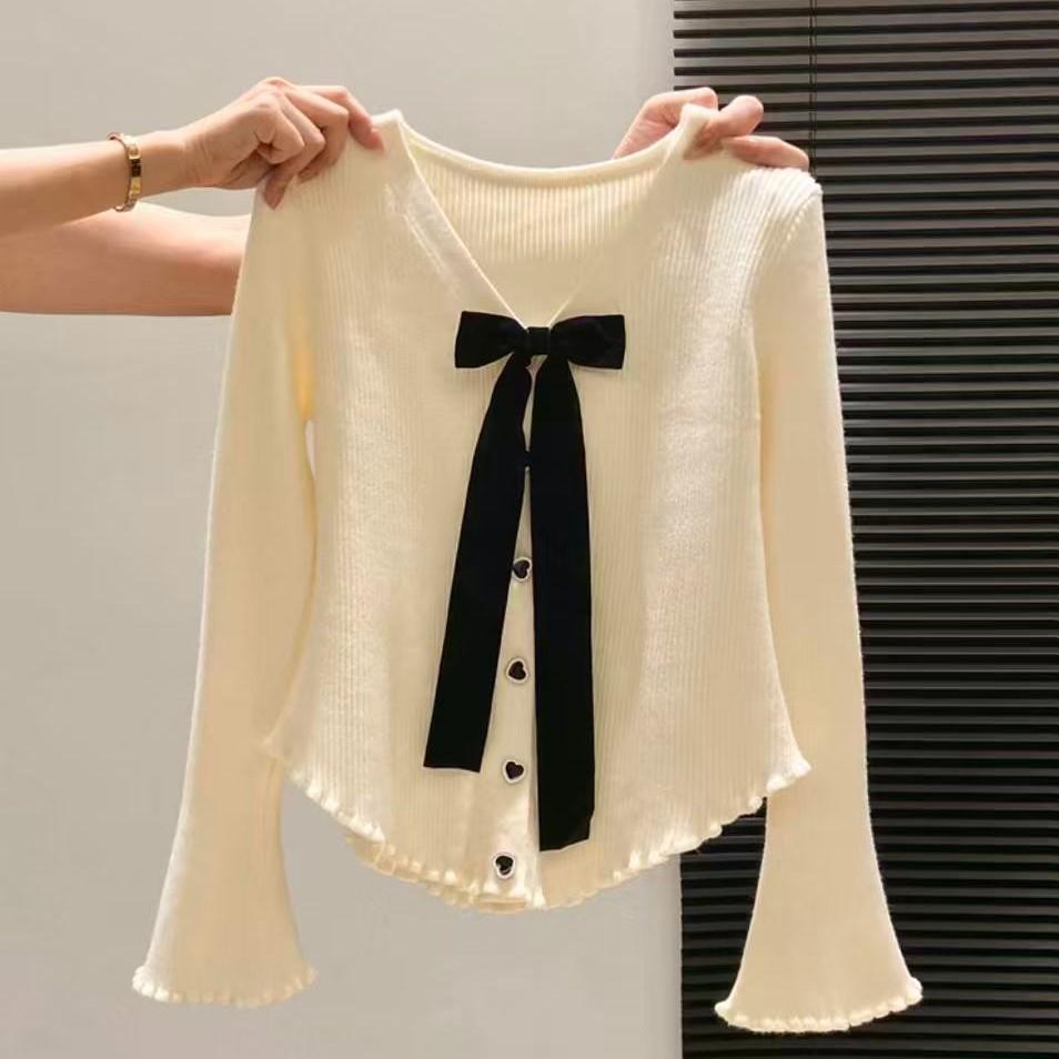 Plus Size Women's Bow Collar Knit Cardigan for Autumn/Winter - Sweet, Age-Reducing, Black/Red/Apricot