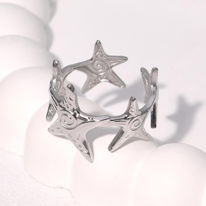 

Vintage Stainless Steel Gold Color Starfish Spliced Open Ring for Women Fashion Vacation Style Holiday Jewelry Accessory Gift
