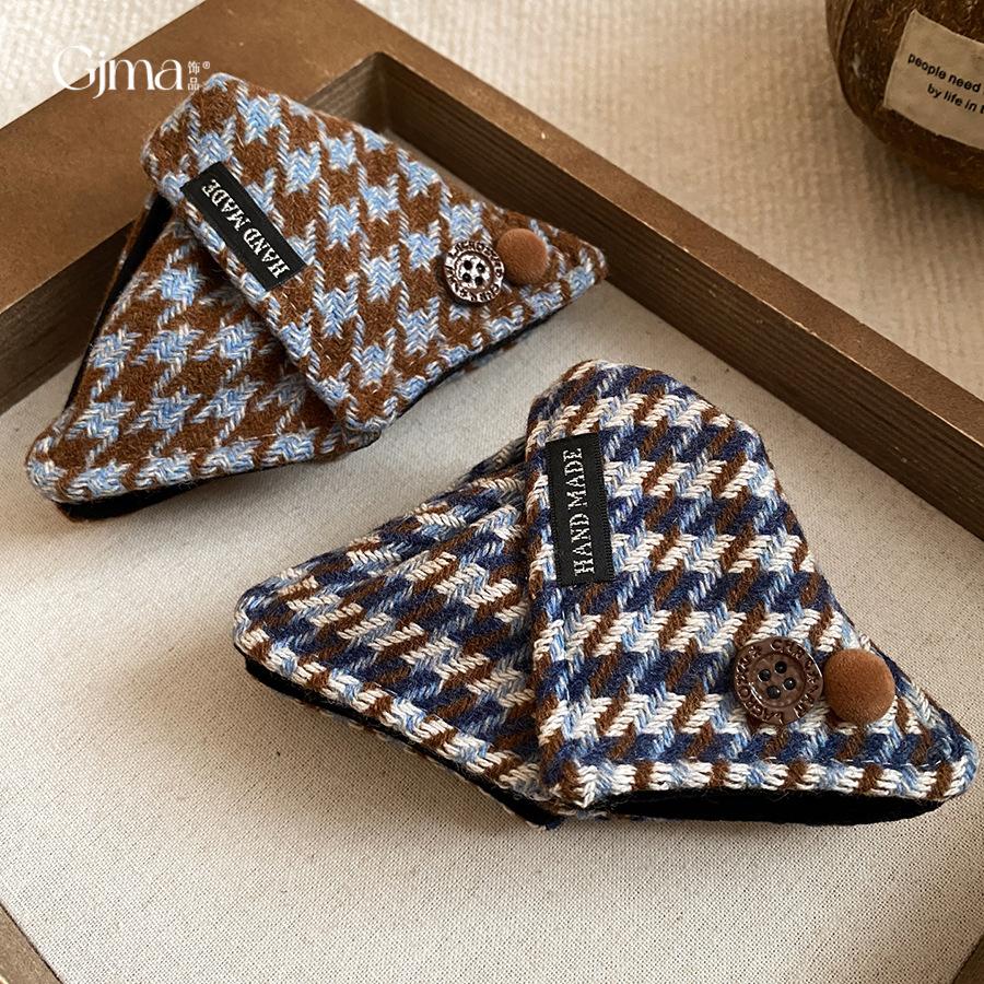 Retro autumn and winter fabric plaid button triangle hairpin exquisite shark clip hair accessories headgear women