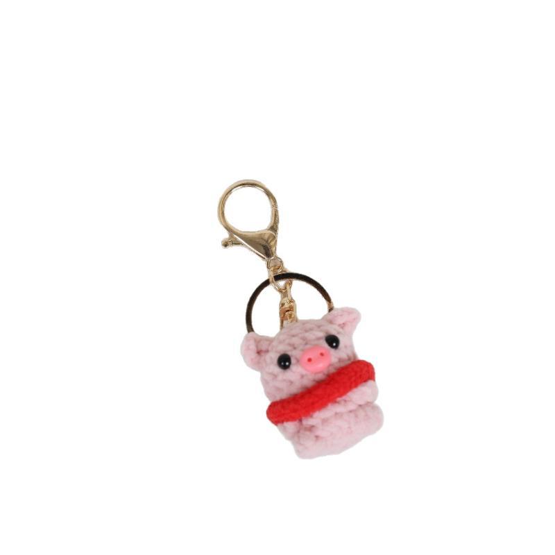 Cute Mini Crochet Pink Pig Keychain Handmade Cartoon Animal Backpack Charm Soft Knitted Accessory for Souvenir Gift