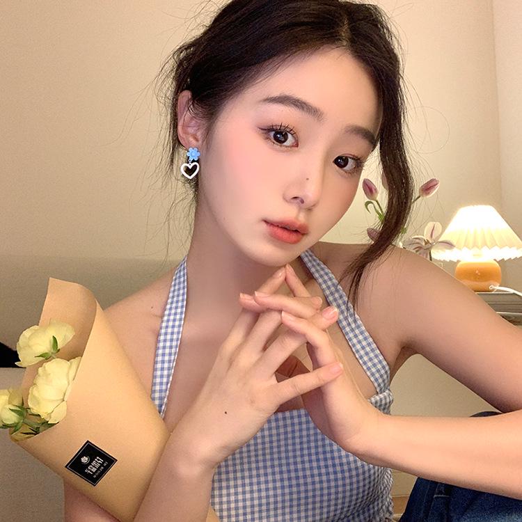 2024 Asymmetrische Blaue Perlenohrringe: High-End Koreanischer Stil Trend