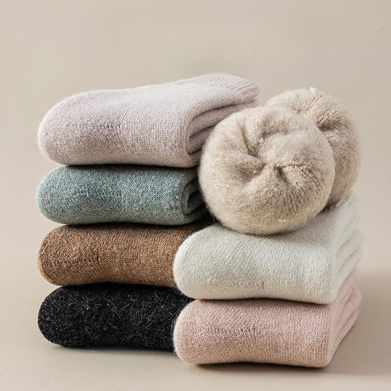 Women's Winter Thickened Fleece Wool Socks for Women, Mid-calf Socks for Warmth, Solid Color Simple Fleece Women's Socks for Autumn and Winter