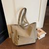 Large Capacity Tote Bag for Women Everyday Shoulder Bag with Multiple Pockets and Sleek Design