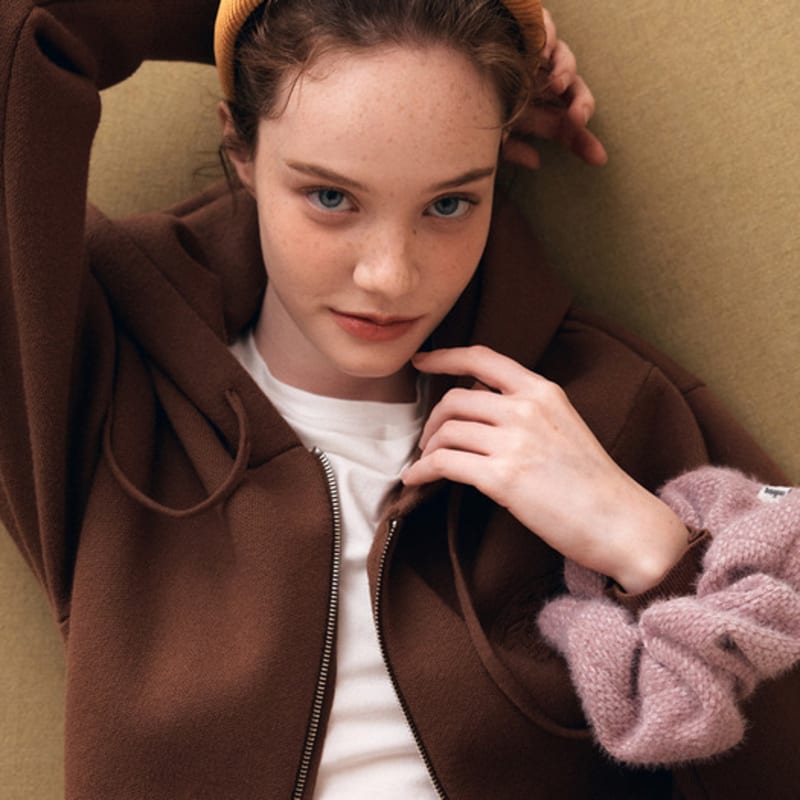 LOTS YOU lotsyou_Fluffy Scrunchie Light Pink