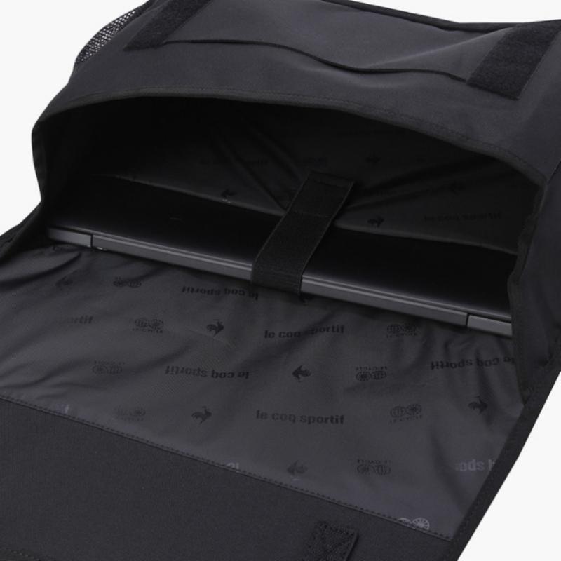 Le Coq Sportif Basic Messenger Bag  Unisex    Black  Qp123abg11 