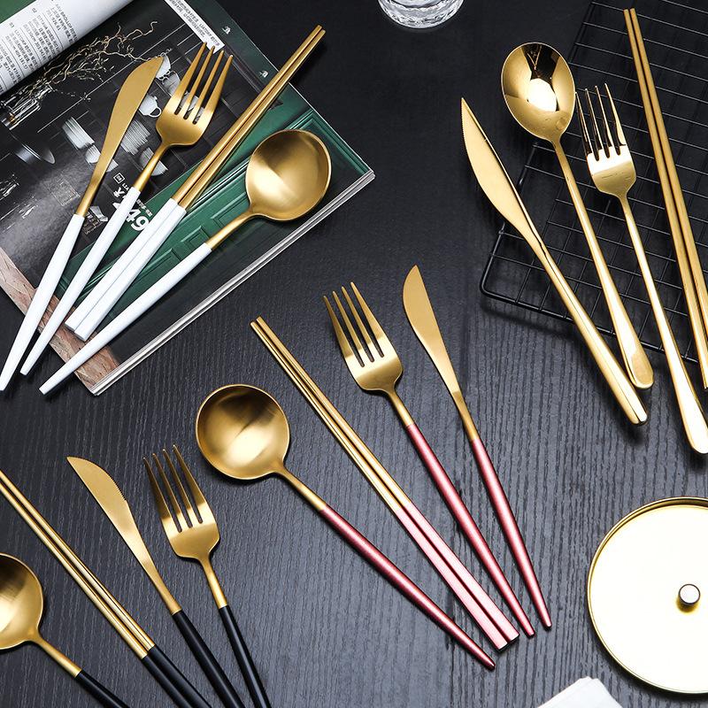 Portugal Gleiches gebürstetes 304 Edelstahl Steakmesser und Gabel Set Haushalt Rühr Dessert Kaffee Löffel Essstäbchen