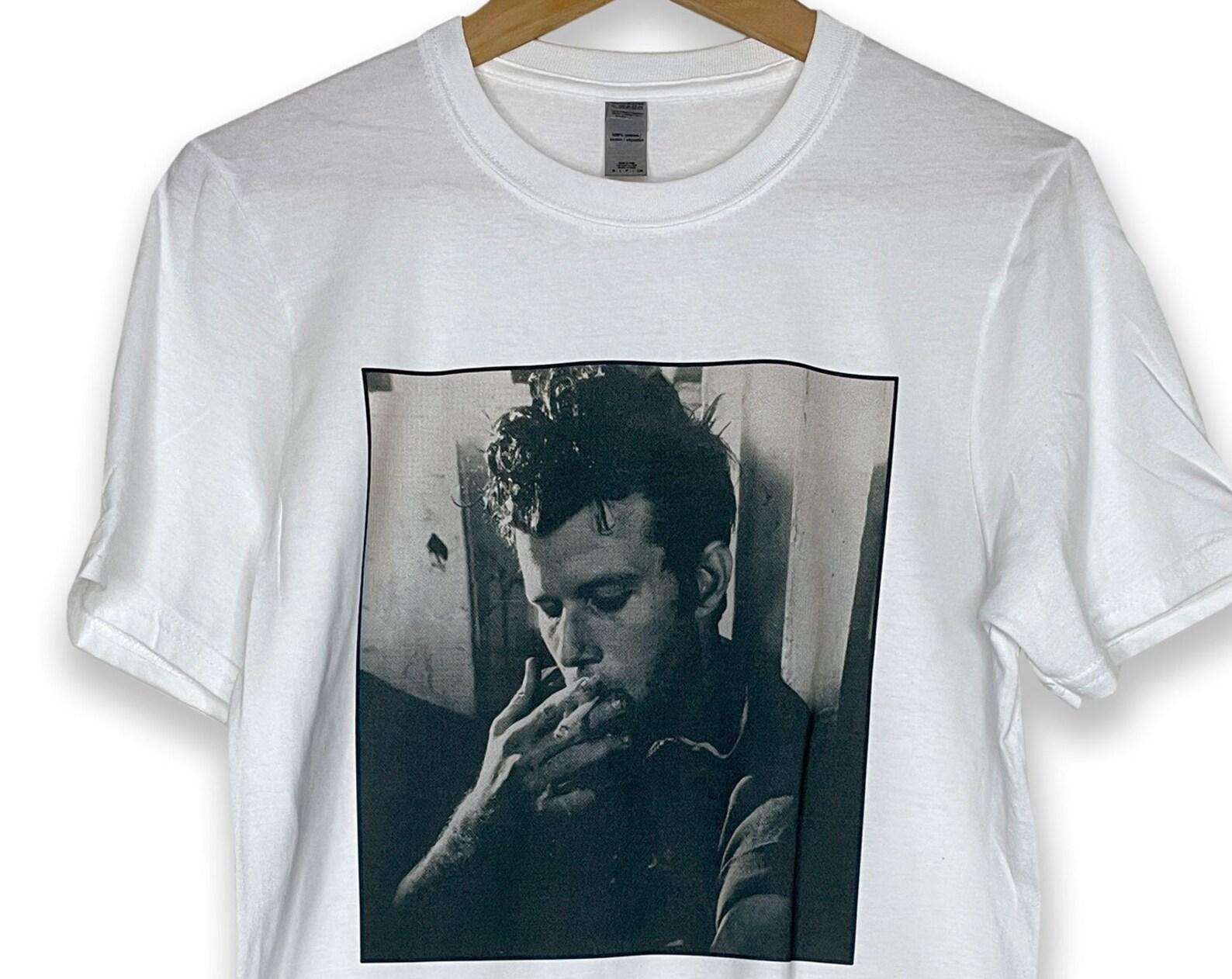 Tom Waits T-shirt - classic vintage blues - tom waits music shirt L