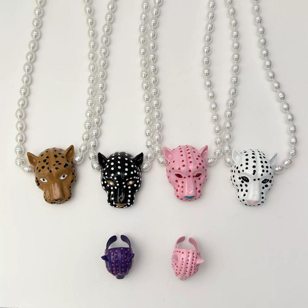 Retro Enamel Leopard Head Pendant Imitation Pearl Necklace Fashion Trendy Neckchain Women Trendy Personalized Jewelry Accessorie