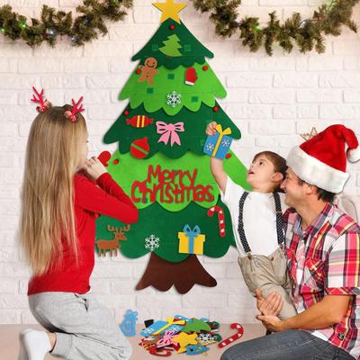 Filz-Weihnachtsbaum für Kleinkinder DIY Weihnachtsbaum-Set mit Ornamenten Weihnachtsdekorationen zum Aufhängen an Tür oder Wand für drinnen Weihnachtsaktivitäten Geschenke für Kinder