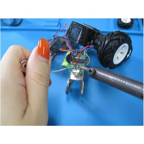 Doyusha Amazing! Hobby Silicone Mat M Hobby Tools