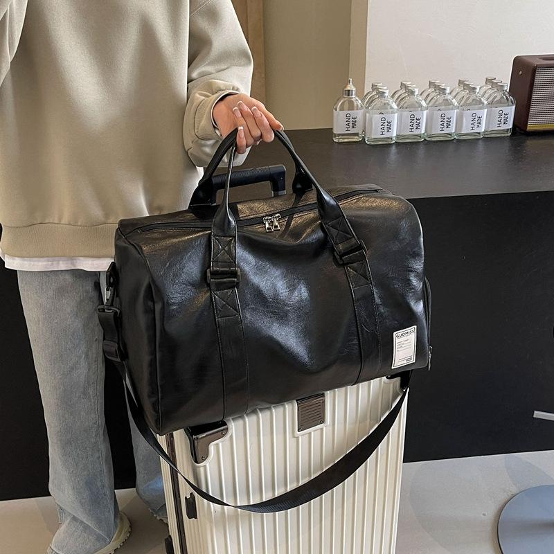 Fashionable Outdoor Sports and Fitness Bag, Dry Wet Separation Handbag, Men's Leather Luggage Bag, Women's Large Capacity Travel Bag