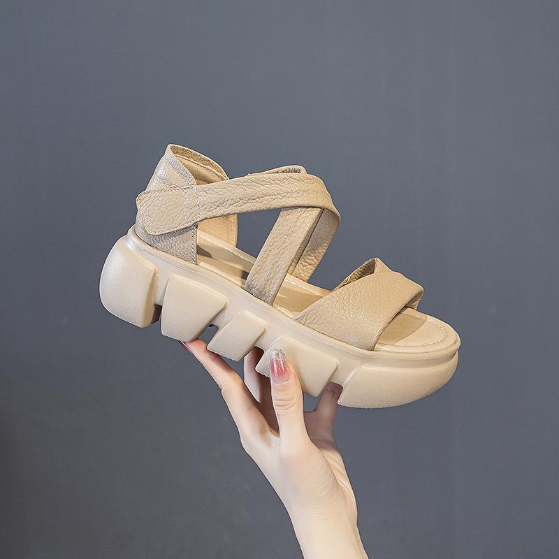 New Style Casual Fish-mouth Sandals with Sponge Velcro and Retro Beach Shoes