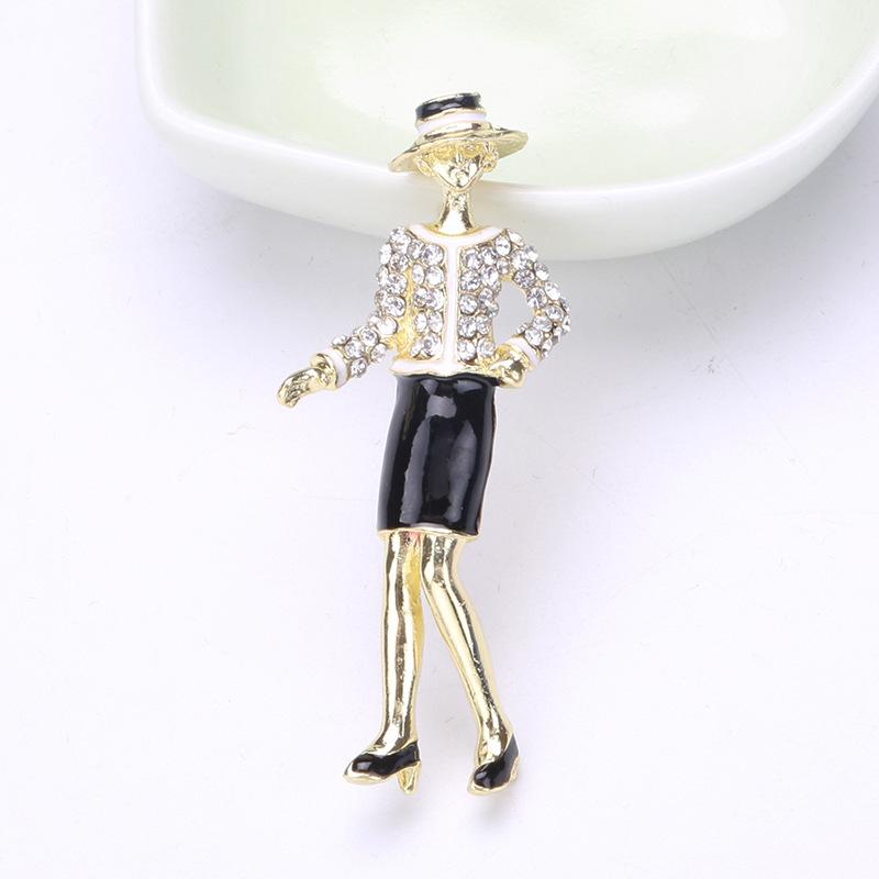 

Изящная инкрустированная бриллиантами брошь знаменитости, сплав, капающее масло, мультяшный персонаж, корсаж, булавка для одежды высокого класса чёрный