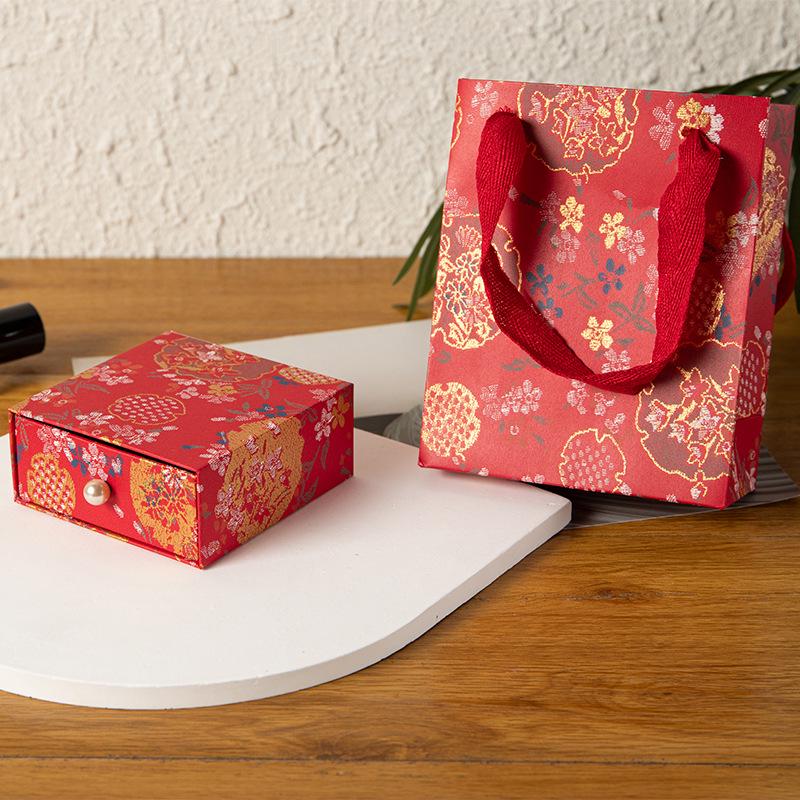 Китайская вышивка Мешочек-шкатулка для украшений и хранение браслетов