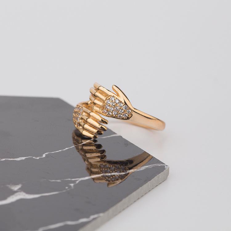 Promise Ring - Adjustable Couples' Hand-Holding Design, Perfect for Christmas & Valentine's. Trendy Style on TikTok.