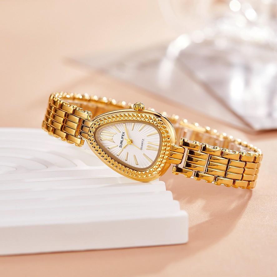 Exquisite Golden Snake Head Light Luxury Girls Watch Women'S High Value Women'S Watch