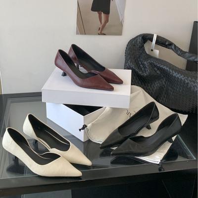 Red High-heeled Women's Shoes, New Models In Spring and Autumn 2025, Side Empty Thin Heels, Not Tired Feet, Temperament, Socialite Pointed Single Shoe