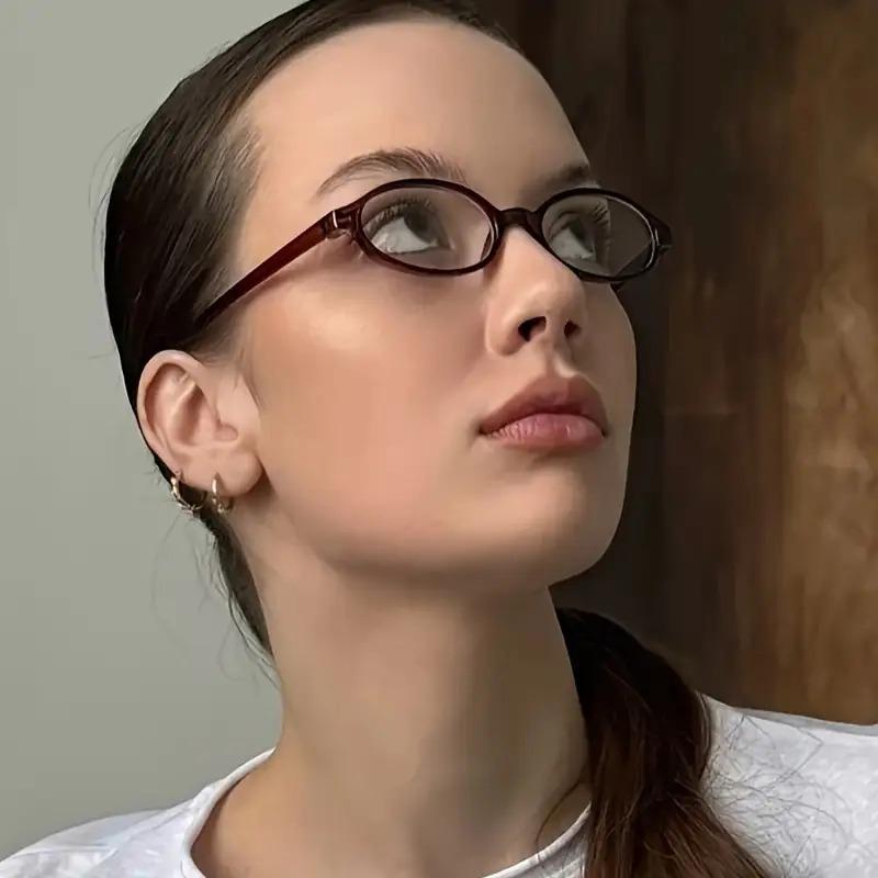Women Retro Glasses Lightweight Frame Fashionable Accessories for Daily and Formal Occasions Stylish Eyewear