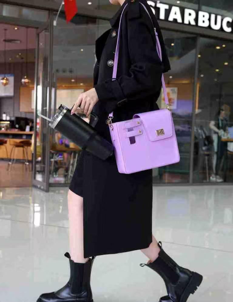Modna, izolowana torba crossbody na napoje o dużej pojemności