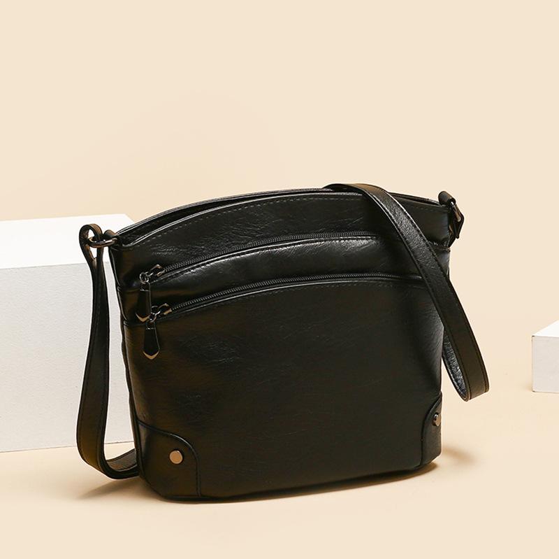 

New multi-layer bucket bag, messenger bag, retro shoulder bag, fashionable and versatile, high-end light luxury small bag. чорний