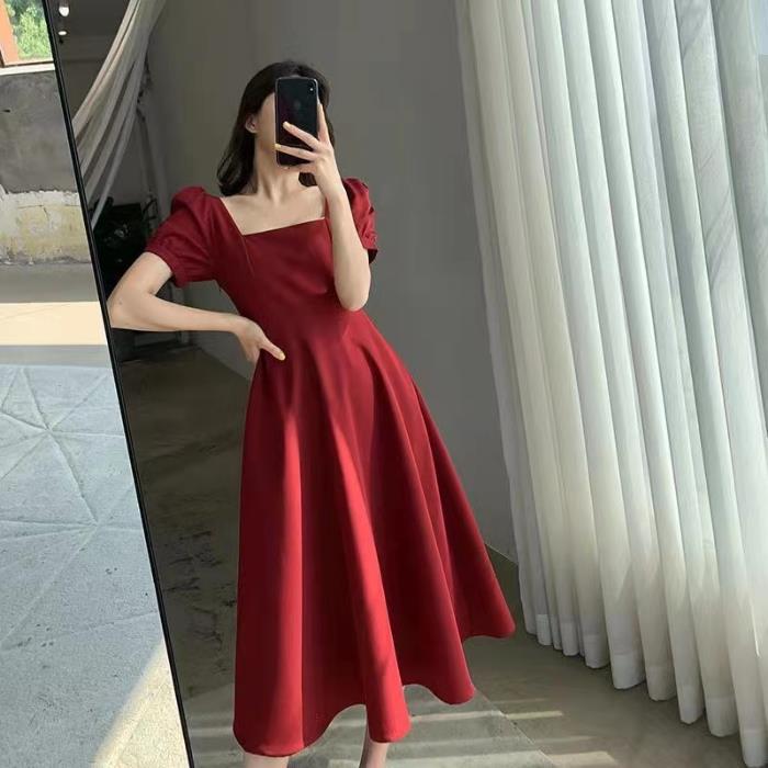 Women s Elegant Square Neck Black Midi Dress - Short-Sleeved, Waist-Cinched, Hepburn Style L красный