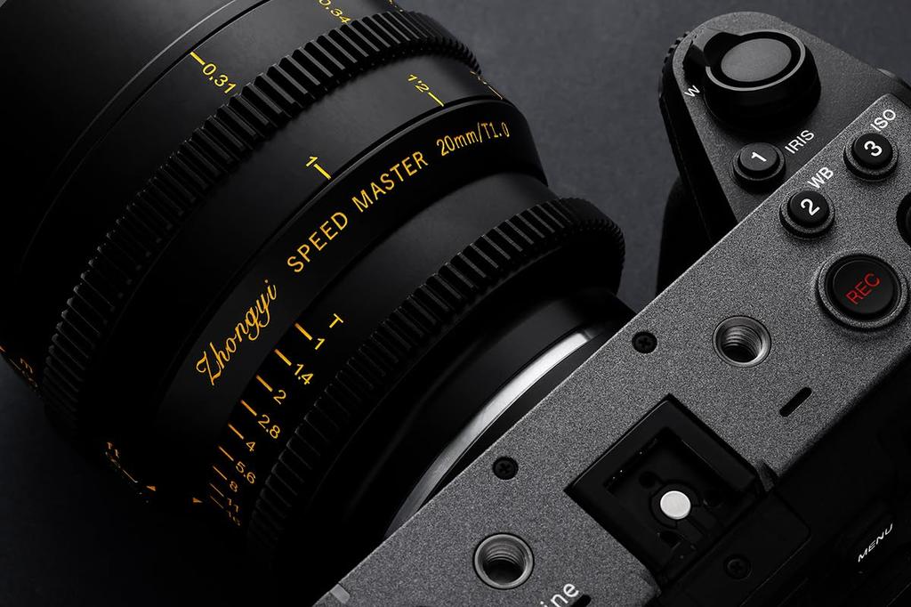Zhongyi Optics SPEEDMASTER CINEMA 20mm S35 Nikon Z Mount Super 35mm Cinema Prime Lens T1.0 APS-C Lens,