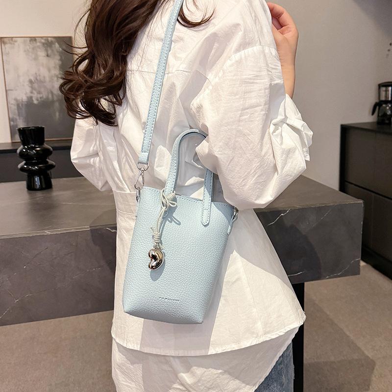 Summer Niche Bag Women  New Fashion Versatile Messenger Bag Exquisite Handbag Mobile Phone Bag