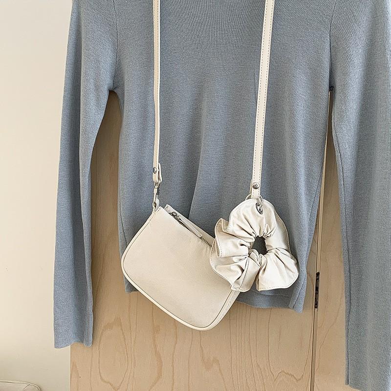 

2025 All-matching Simple Small Square Bag Korean Lazy Casual Trendy Exquisite Commuting Cross-body покинуть белый