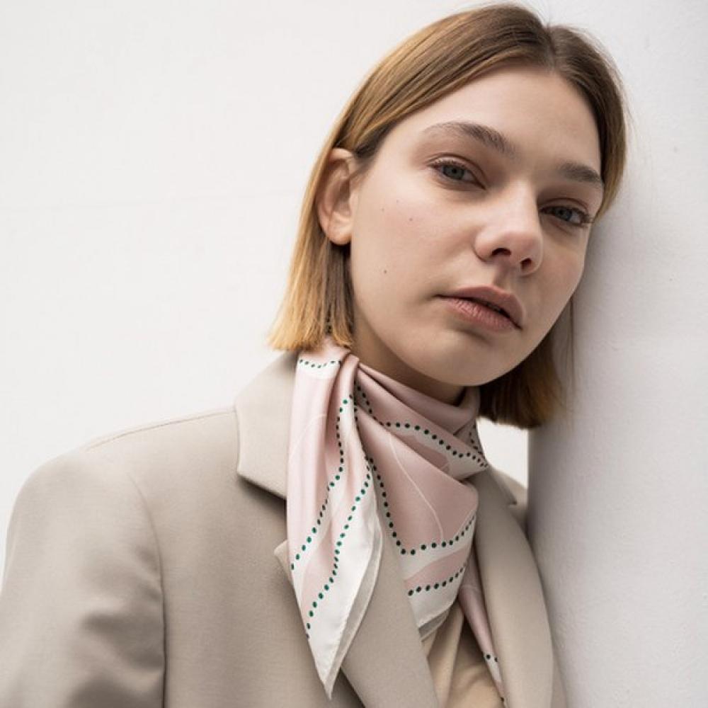 Écharpe en soie bleue Bb De Soli 3 couleurs