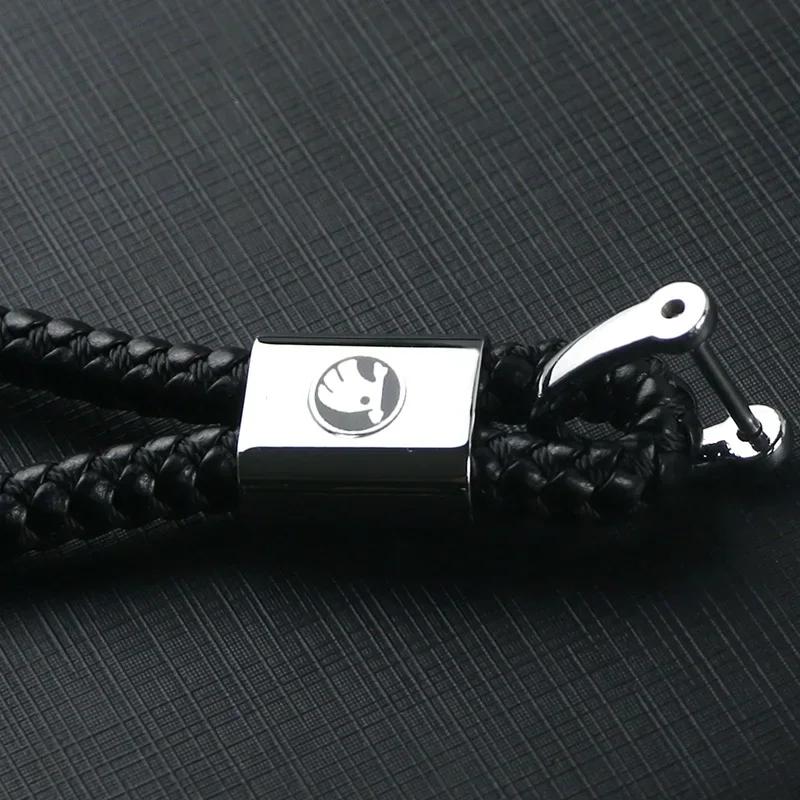 2025 New Key Buckle Chain for Skoda Logo Superb Kamiq Yeti Karoq Tour RS Fabia 2 1 Rapid Kodiaq Octavia 2 A7 Alloy Keyring Car D