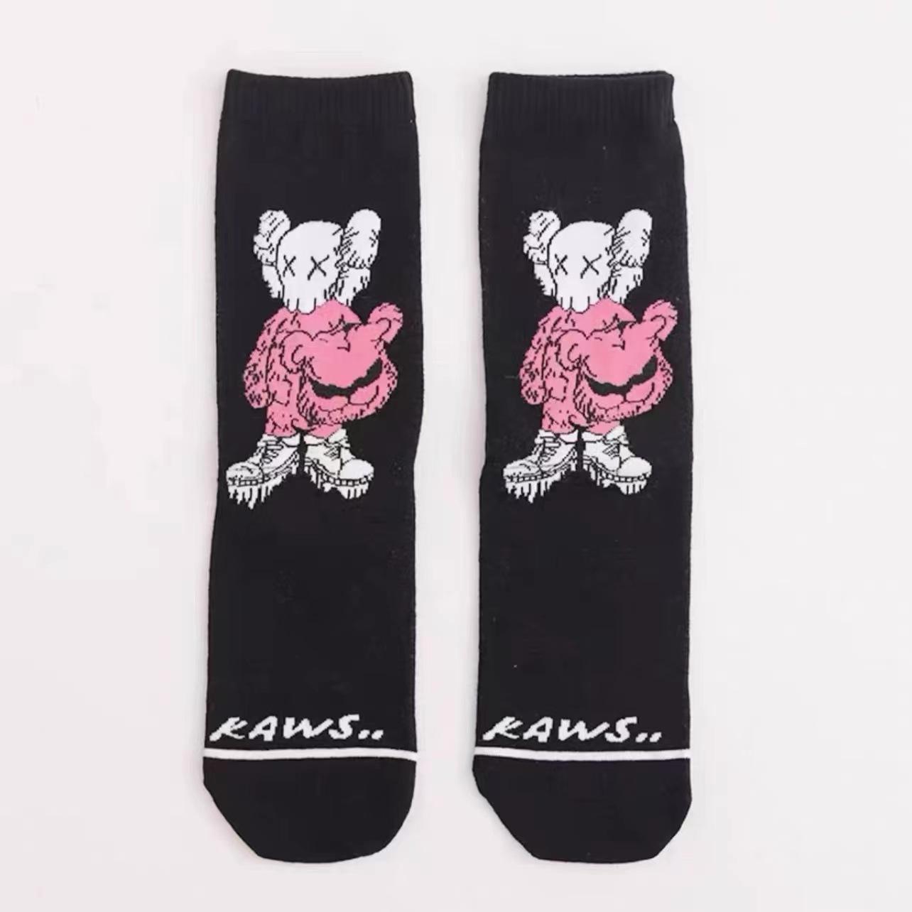 

Trendy Brand Co-Branded Original Sesame Street Cartoon Socks Classic Graffiti Socks For Couples Cotton Socks One size fits all чорний