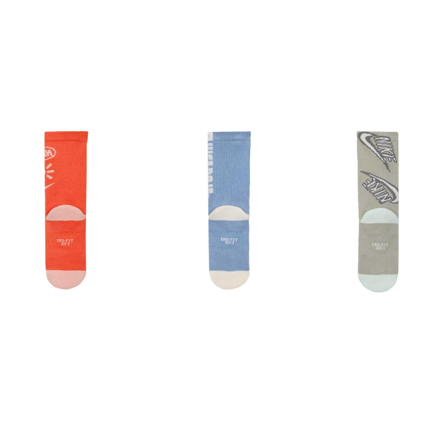 

Nike Dri FIT Everyday Socks 3 Pack Kids IM5245-901 21-23