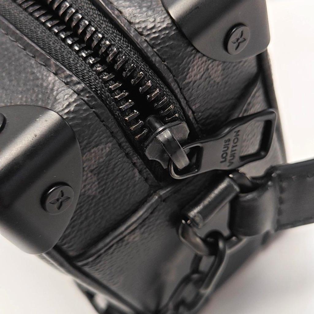[Tweedehands] Louis Vuitton Mini Soft Trunk 'Zwart Monogram Eclipse Canvas' - Uitstekend #NSWQHO