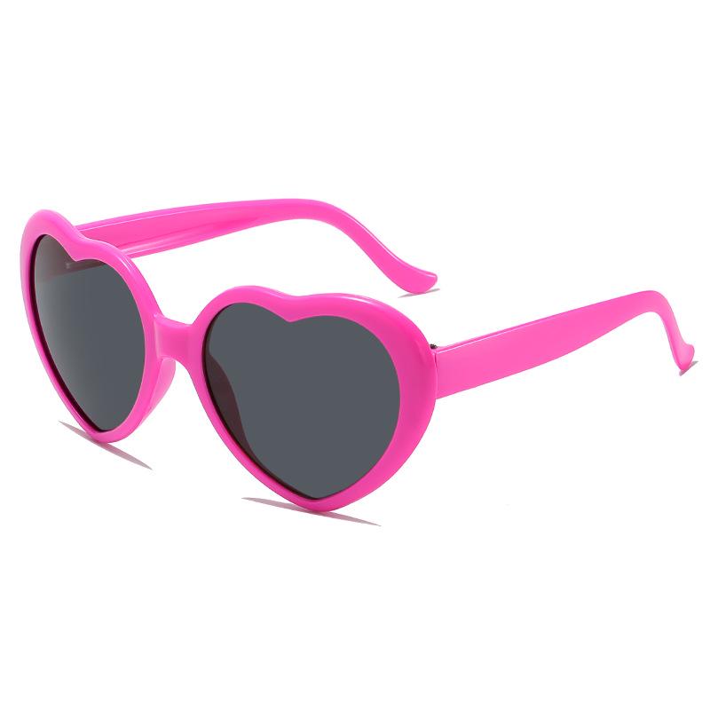 2024 Trendy Heart-Shaped Sunglasses: Love-Inspired Peach Design with UV Protection