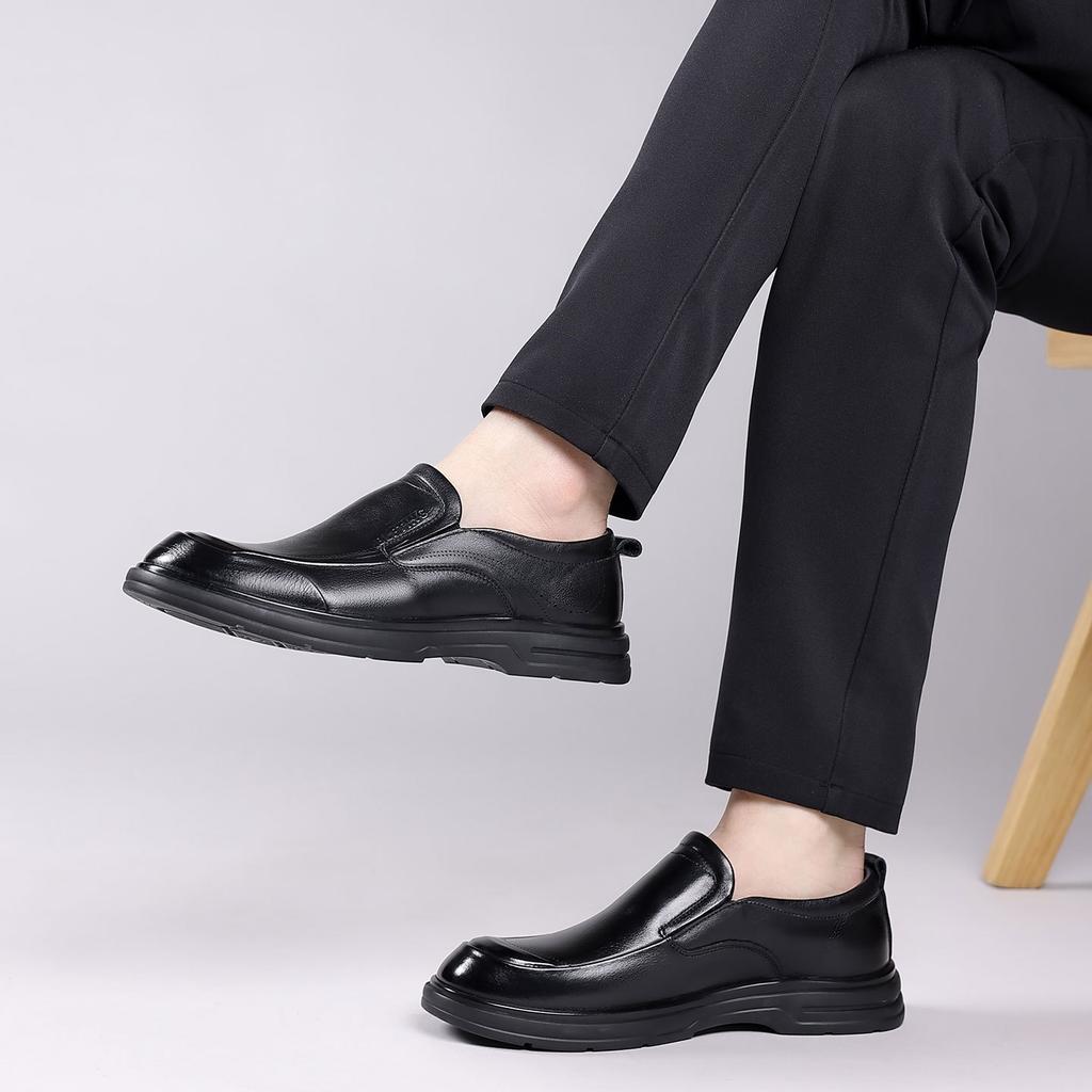 Genuine Leather Shoes for Men 2026 New Designer Business Dress Shoes Male Fashion Casual Black High Quality Loafers Man