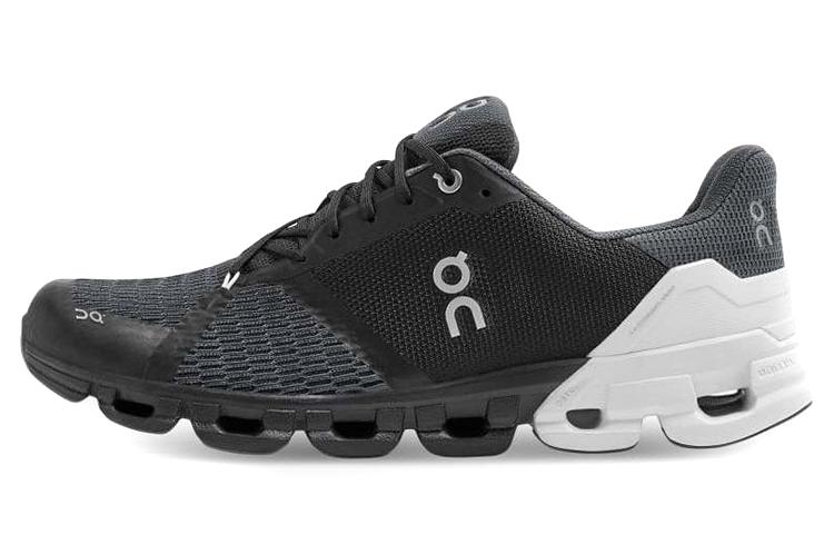 ON RUNNING On Cloudflyer 'Noir Blanc' 21.99631 42.5