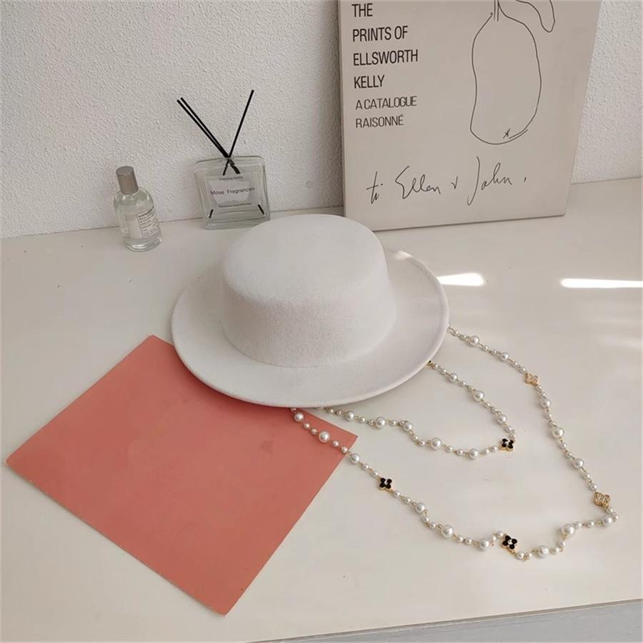 

Красивая зимняя шерстяная жемчужная цветочная цепочка женская фетровая кепка женская шляпа Panamjazz head size 57cm