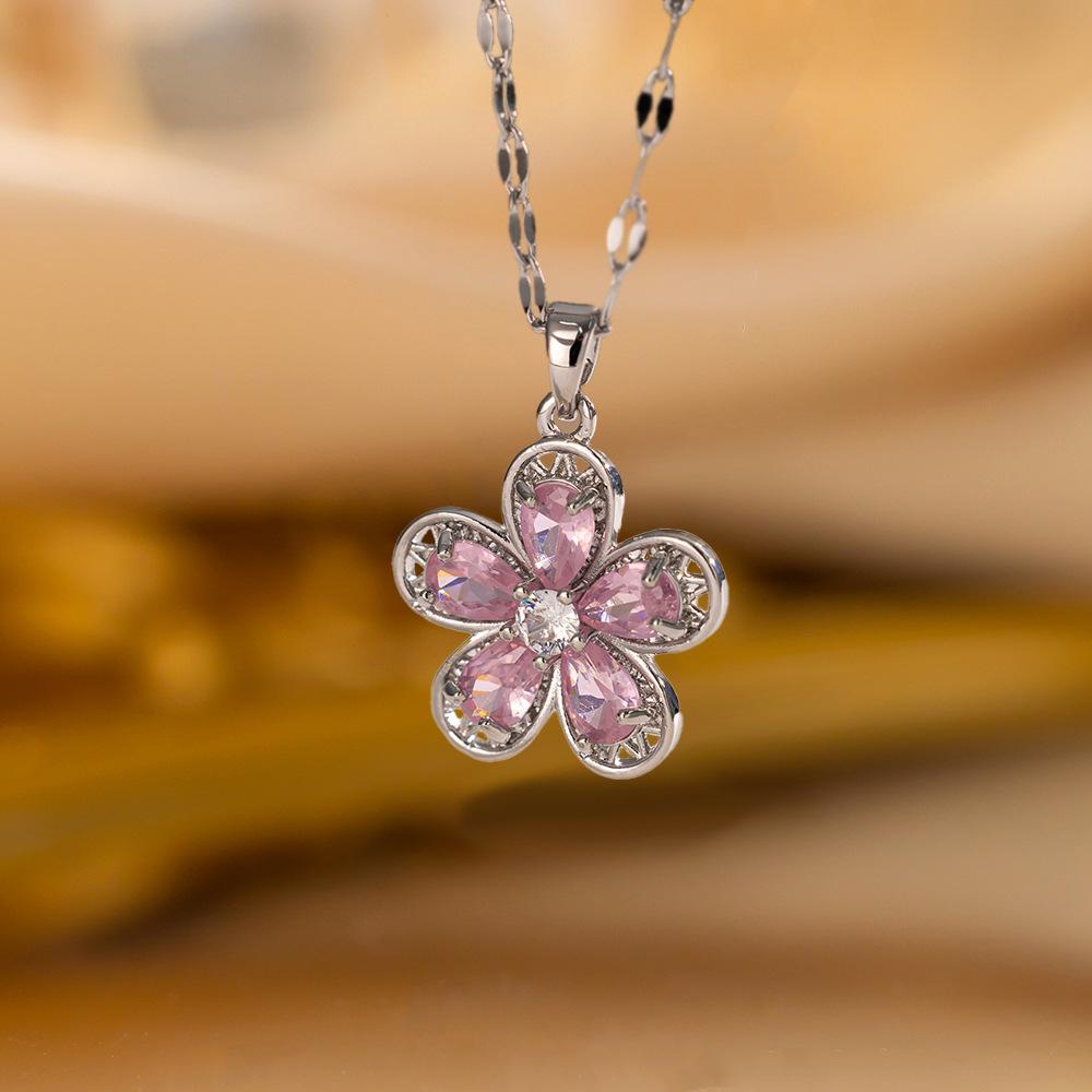 Elegant Luxury Full Zircon Copper Micro Inlaid Necklace Women Simple Exquisite Collarbone Chain Necklace