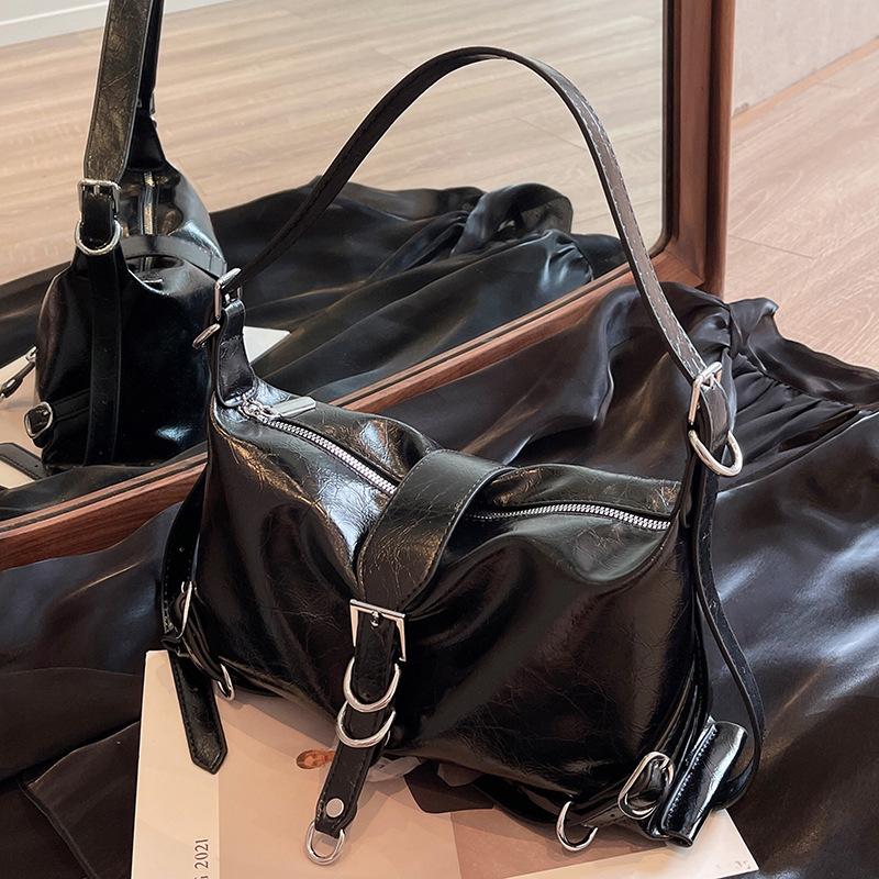 

Silver Leather Crossbody Bags for Women Luxury Y2k Korean Fashion Underarm Shoulder Bag Female Armpit Bag Handbags bolsas