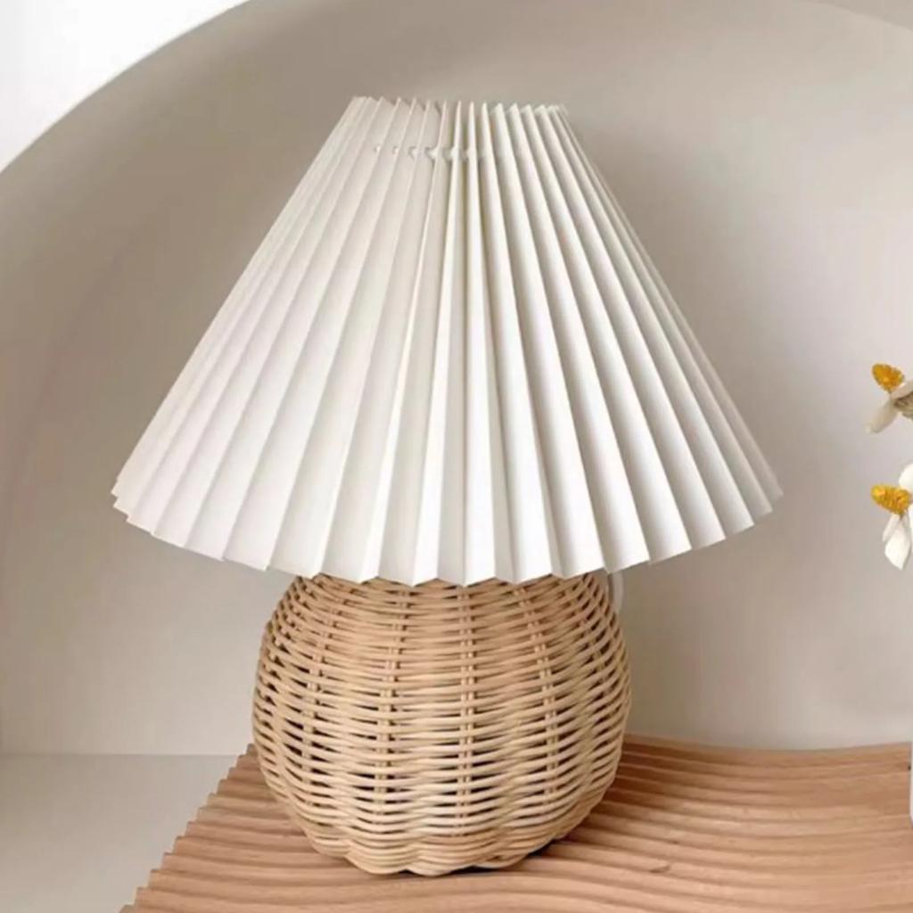 Tischlampe, Nachttischlampe, Mini-Lampe für Schlafzimmer, Wohnzimmer, Beistelltisch, Rattan, plissiert, ästhetisch, Vintage-Stil