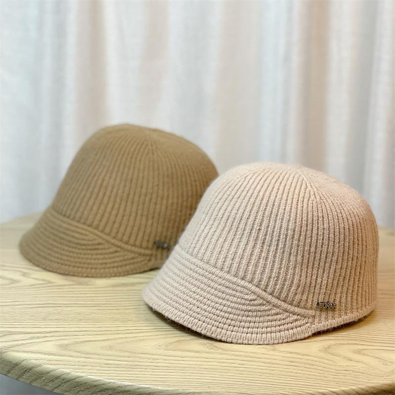 New Women's Duck Tongue Hat Autumn And Winter Fashion Sense Striped Small Headband Ladies Knitted Equestrian Hat