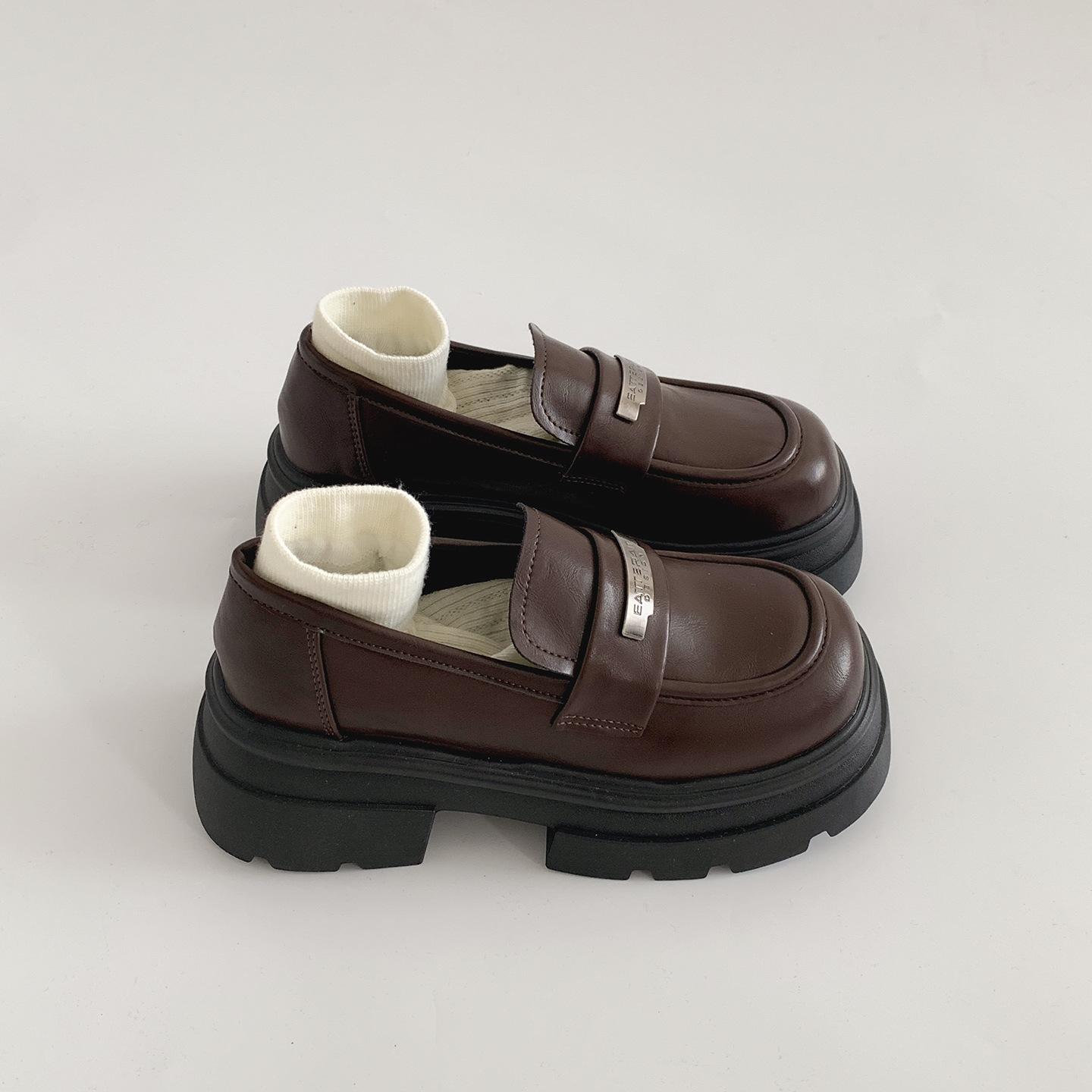 

Ретро британский стиль маленькие мужские туфли на толстой подошве и толстом каблуке маленькие кожаные туфли женские 2025 новые летние юбка универсальные лоферы 40 коричневый