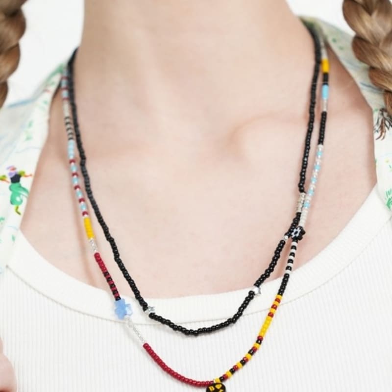 BONBEAU Silver star charms black beads Necklace Silver star charm black bead long necklace